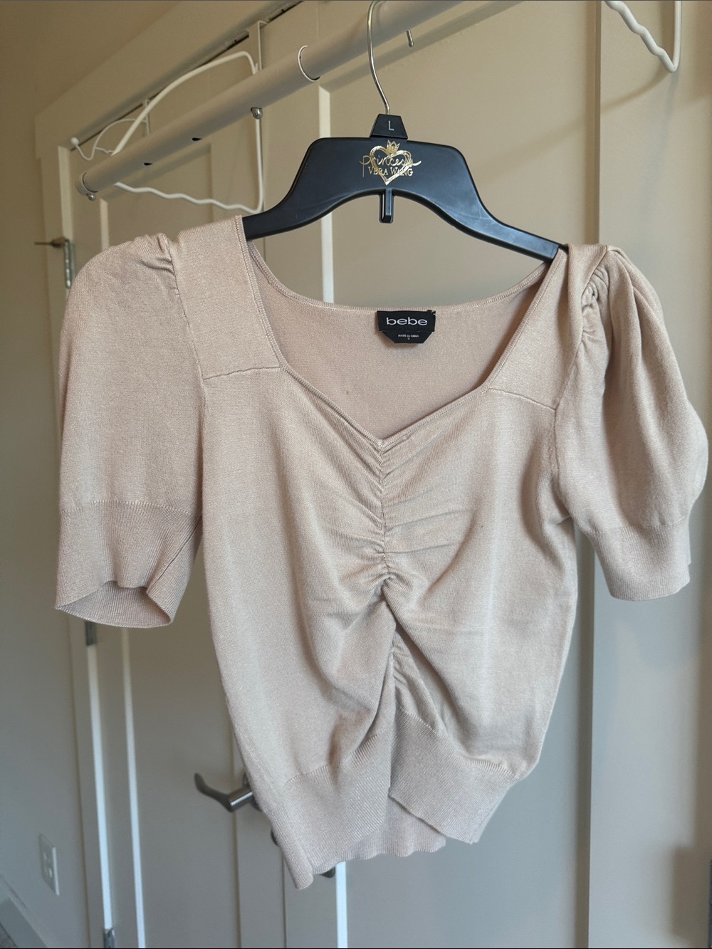 bebe Neutral Beige Ruched Puff Sleeve Crop Top Small